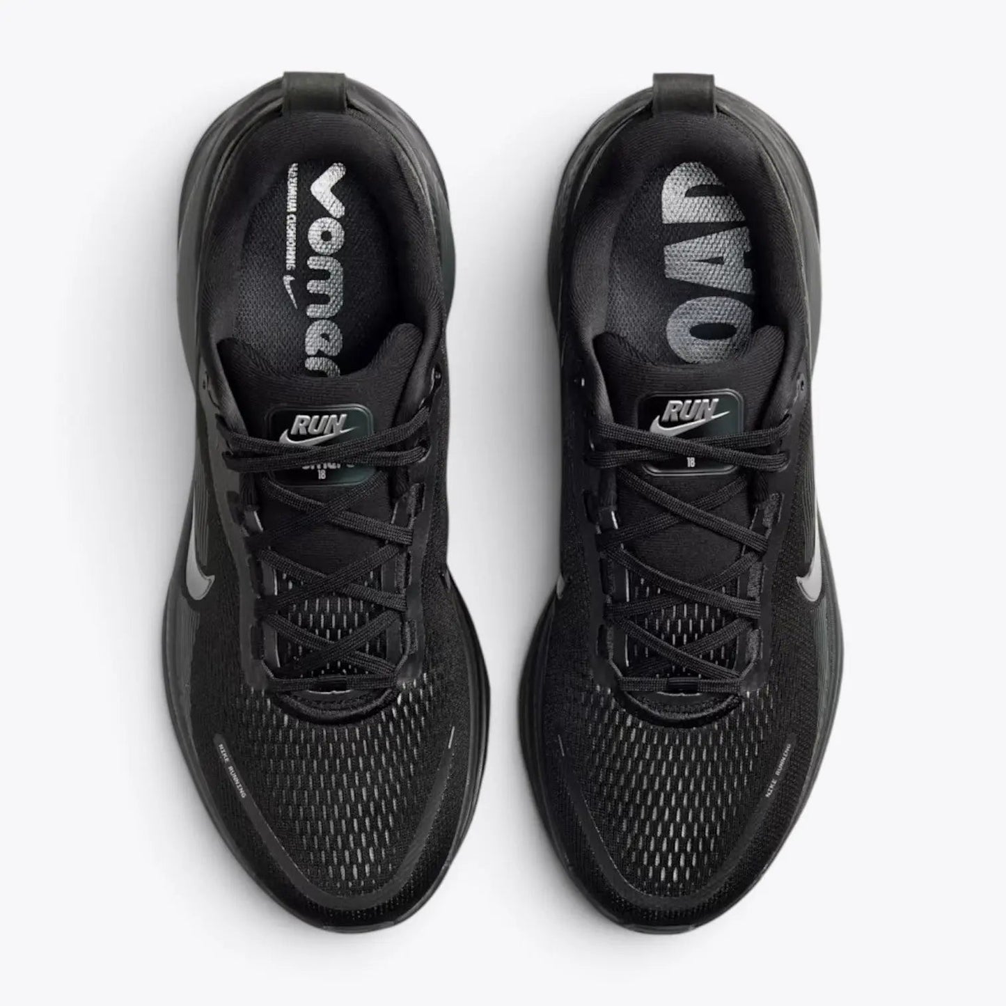 Nike Vomero 18 Triple Black