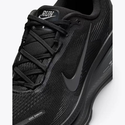 Nike Vomero 18 Triple Black