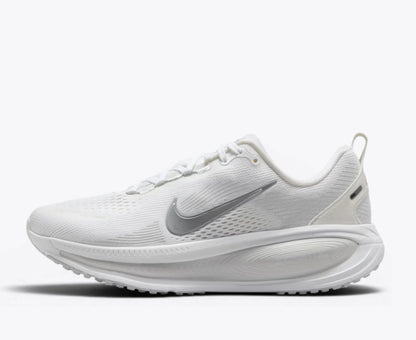 Nike Vomero 18 White Metallic Silver Photon Dust