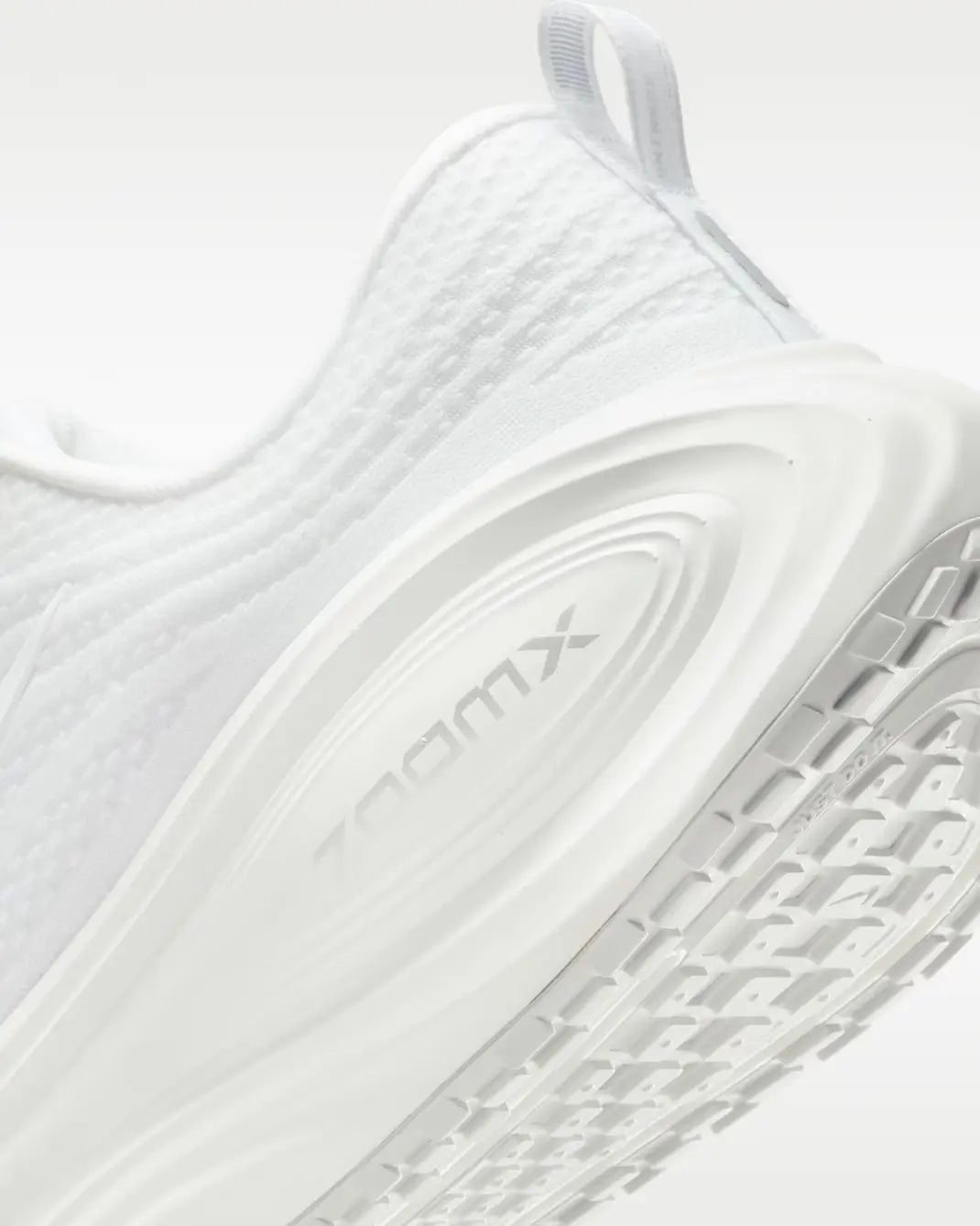 Nike Vomero Plus White Metallic Silver Light Smokey Grey